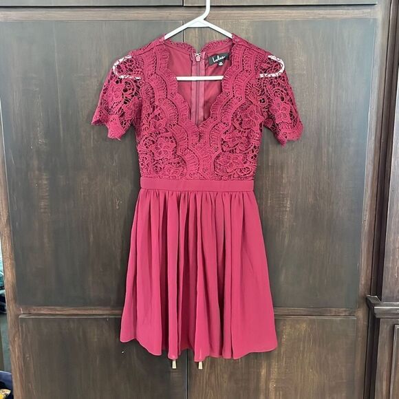 Lulus Angel in Disguise Burgundy Lace Skater Dress Size XS - Picture 2 of 6